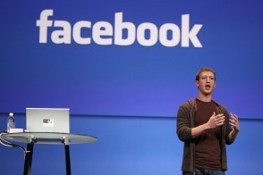 Mark Zuckerberg tira dois meses de licença paternidade