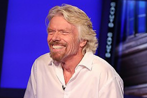 Branson introduce le ferie illimitate in Virgin e per prenderle non c'è neanche bisogno di chiedere il permesso.