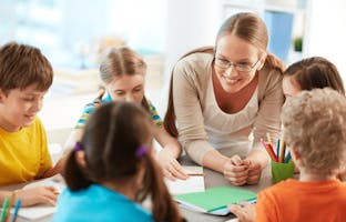 Animateur périscolaire