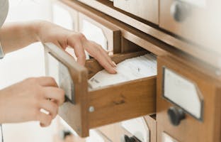 Archiviste documentaliste